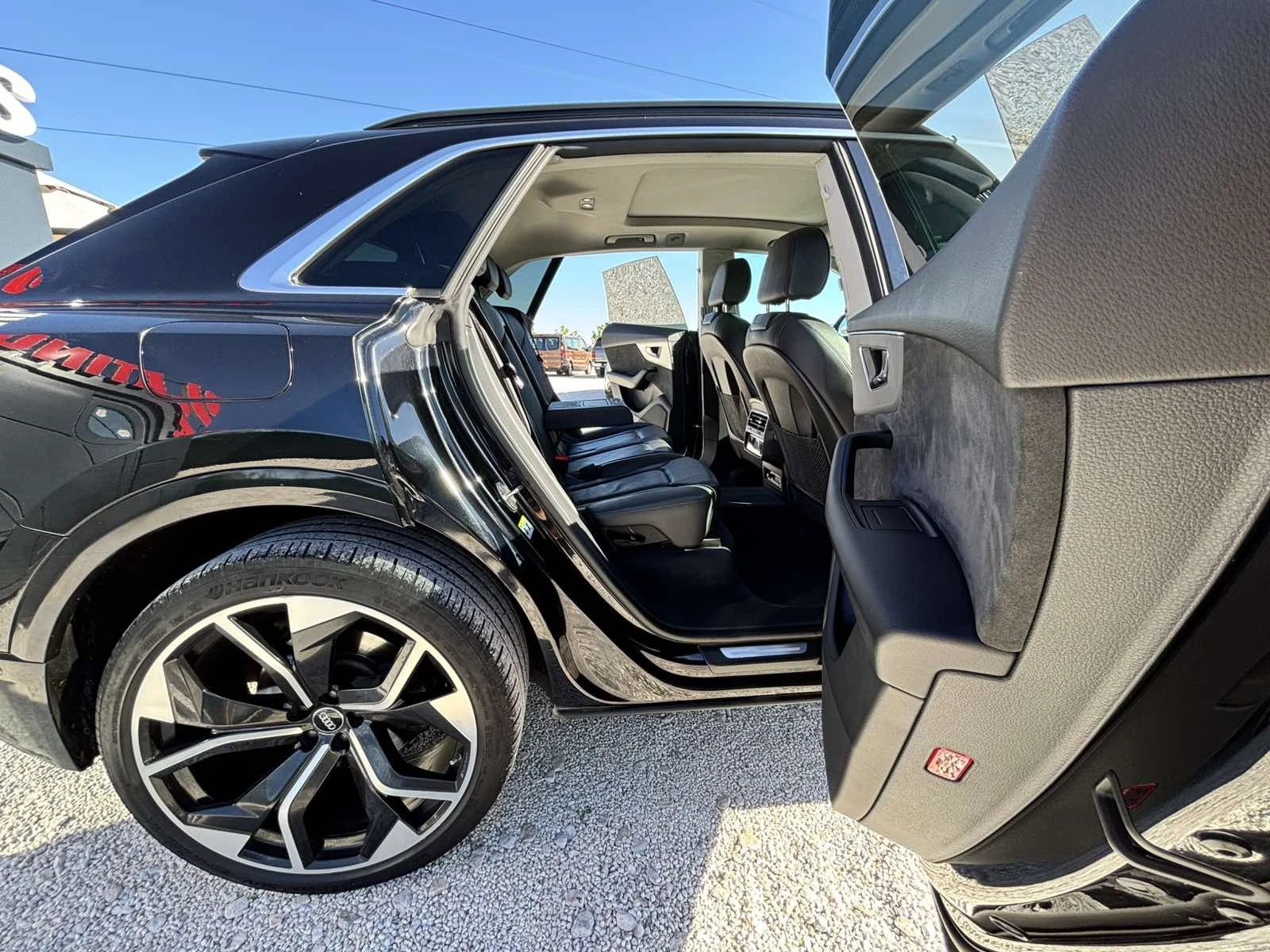 Audi Q8 5.0TDI/DISTRONIK/PANO/360 KAMERA | Mobile.bg   9