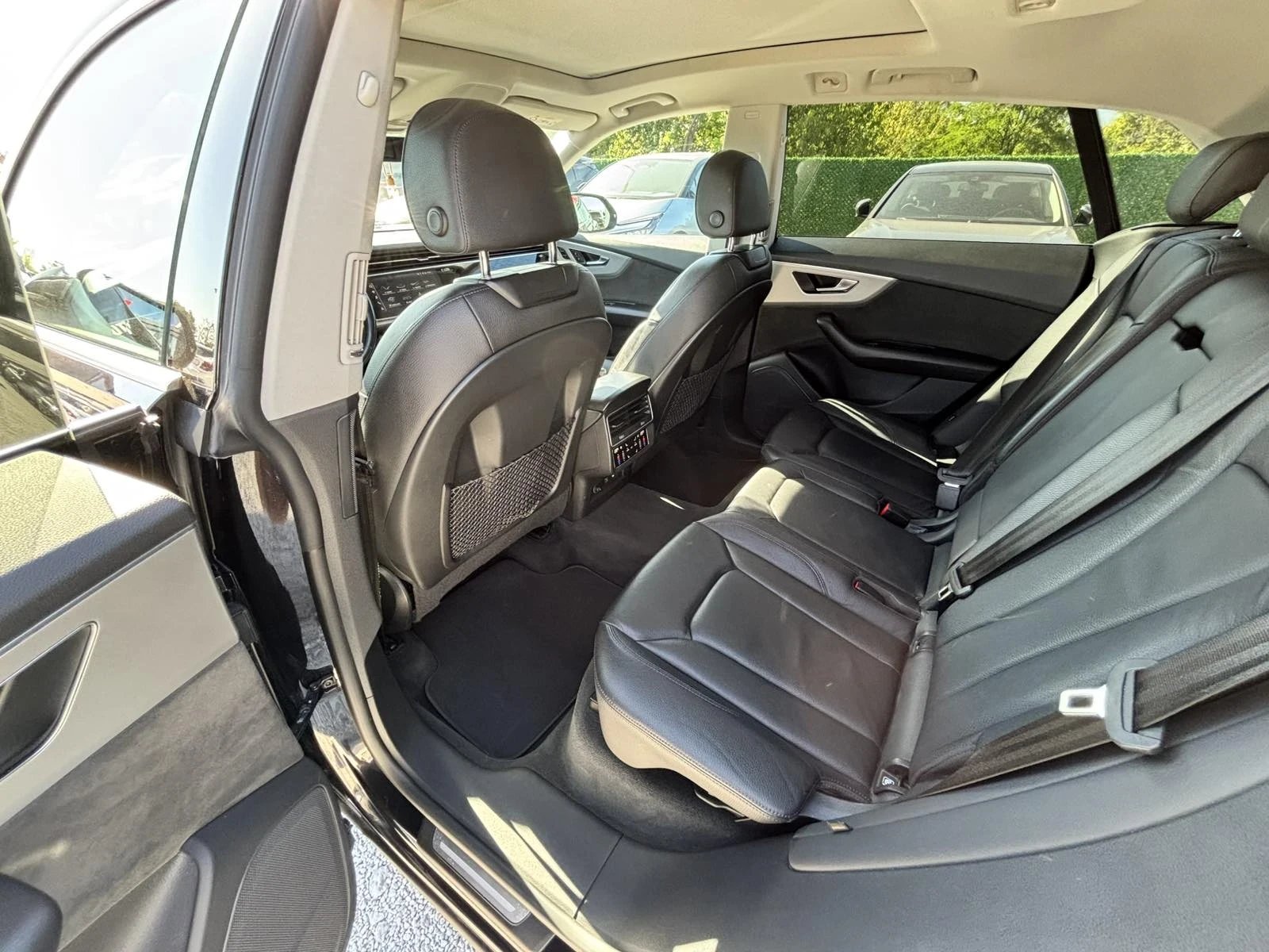 Audi Q8 5.0TDI/DISTRONIK/PANO/360 KAMERA | Mobile.bg   10