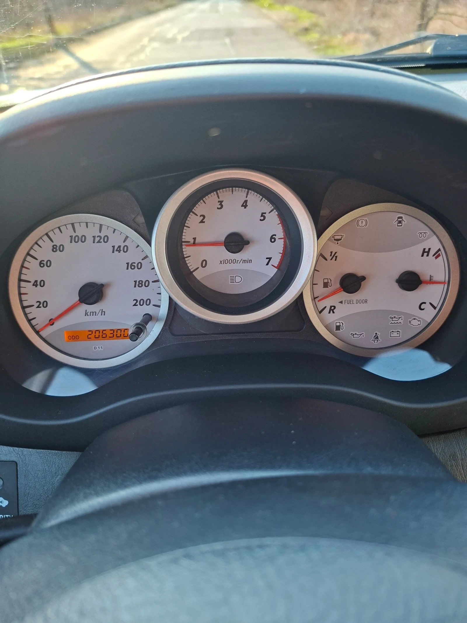 Toyota Rav4 2.0 D4D 116кс., снимка 12 - Автомобили и джипове - 53737748