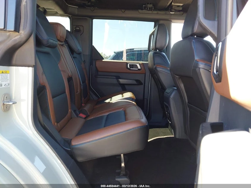 Ford Bronco Outer Banks, снимка 8 - Автомобили и джипове - 54184932