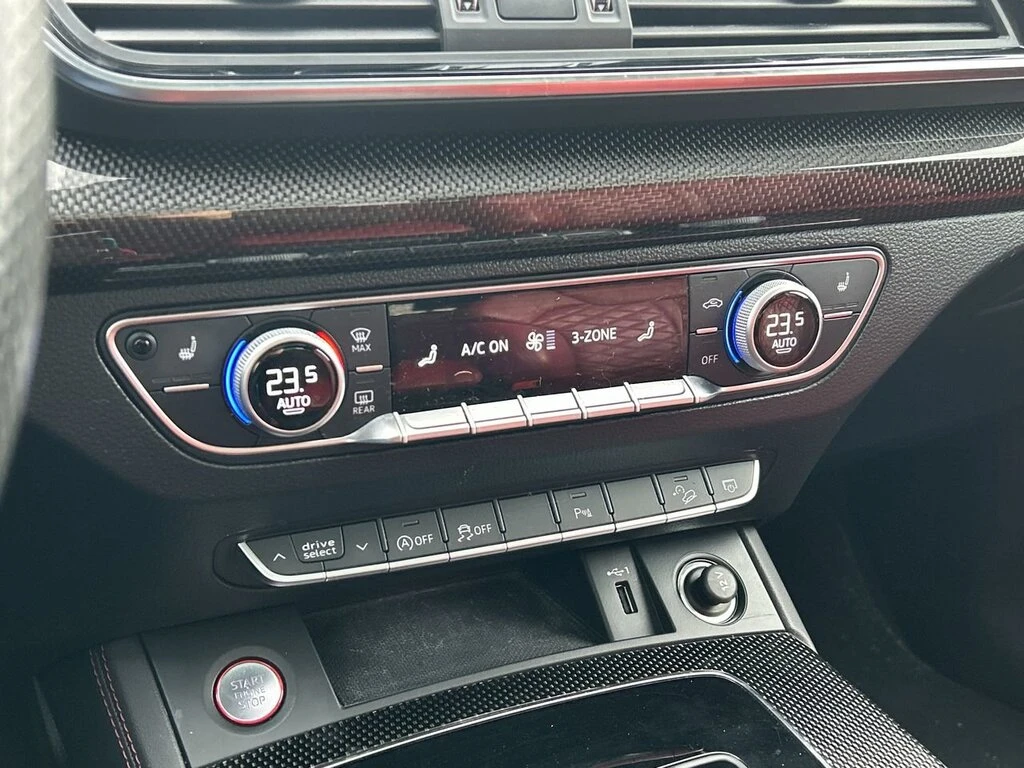 Audi SQ5 Red Interior* Carbon* От Audi, снимка 15 - Автомобили и джипове - 54214945