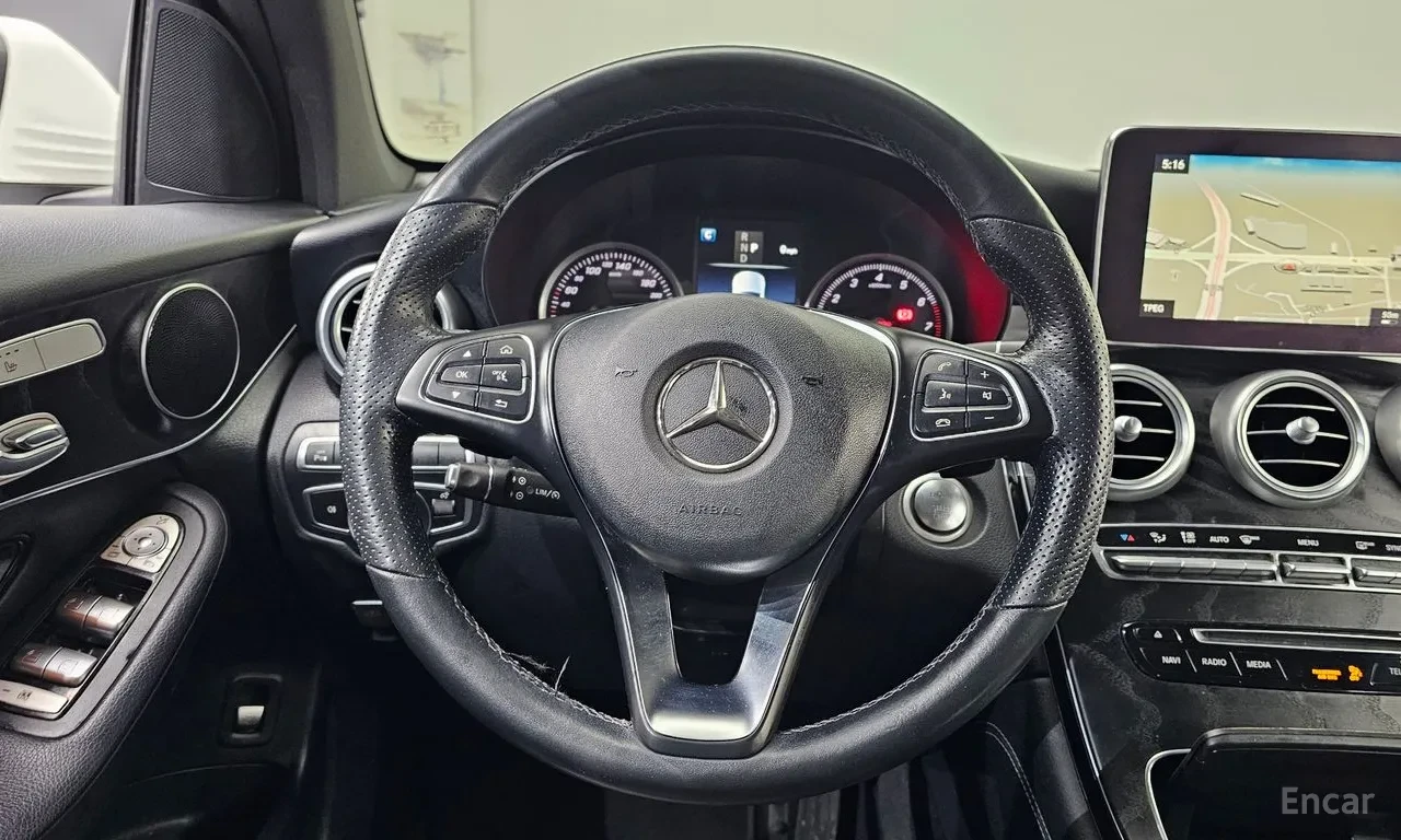 Mercedes-Benz GLC coupe* burmester* multibeam led* Parking Assist, снимка 10 - Автомобили и джипове - 54720899