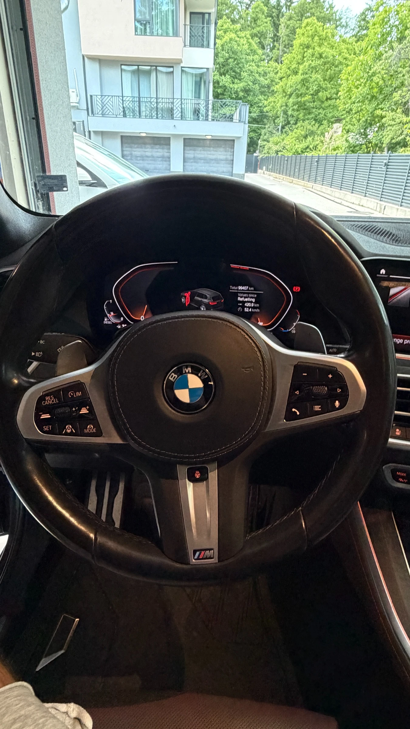 BMW X5 M Sport 7 Seats | Laser | Air Suspension | HK | , снимка 8 - Автомобили и джипове - 54782640