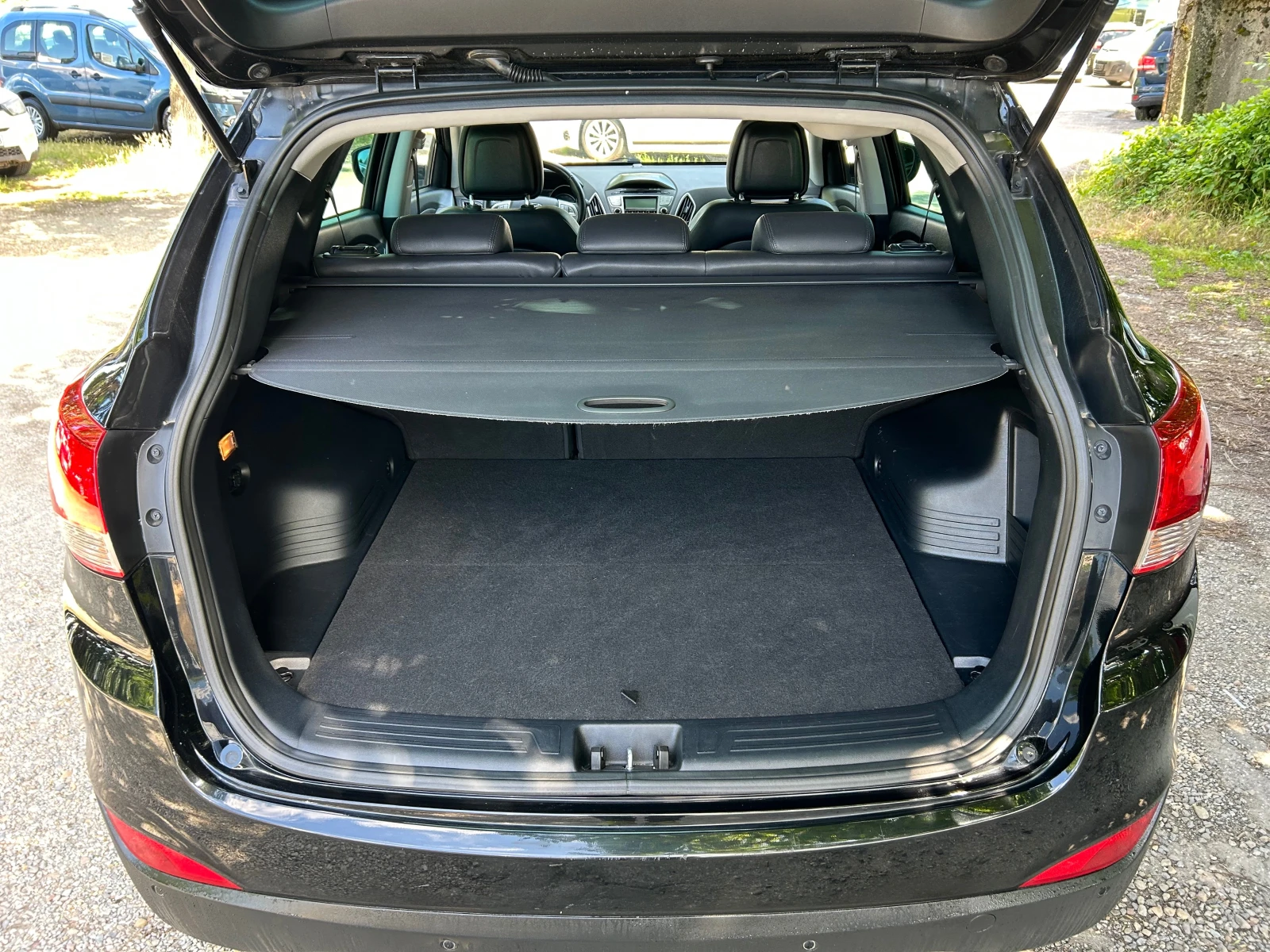 Hyundai IX35 1.7 CRDI, снимка 12 - Автомобили и джипове - 54944975