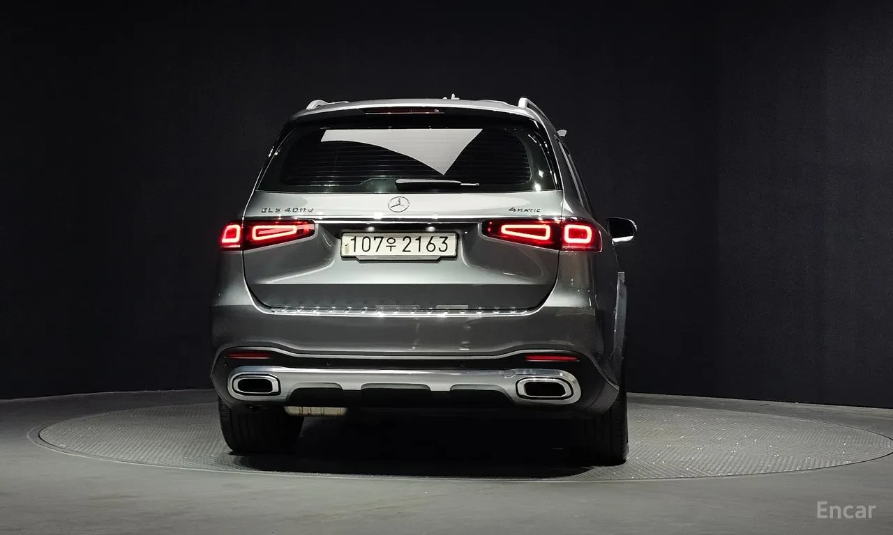Mercedes-Benz GLS 400 d | BURMESTER | DISTRONIC | PANO, снимка 4 - Автомобили и джипове - 55048327