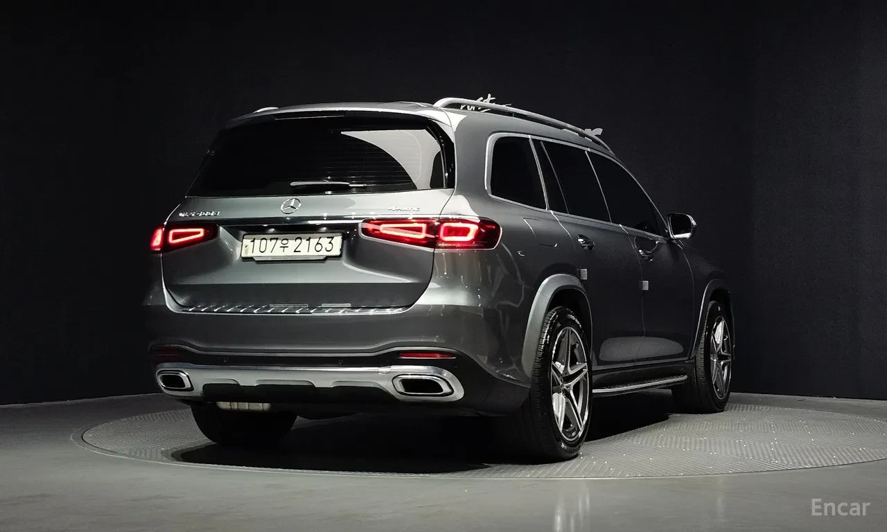Mercedes-Benz GLS 400 d | BURMESTER | DISTRONIC | PANO, снимка 2 - Автомобили и джипове - 55048327