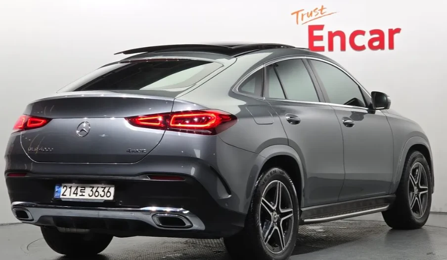 Mercedes-Benz GLE 400 * АВТО КРЕДИТ* ЦЕНА ДО БГ * СЕРВИЗНА ИСТОРИЯ * , снимка 2 - Автомобили и джипове - 55486433