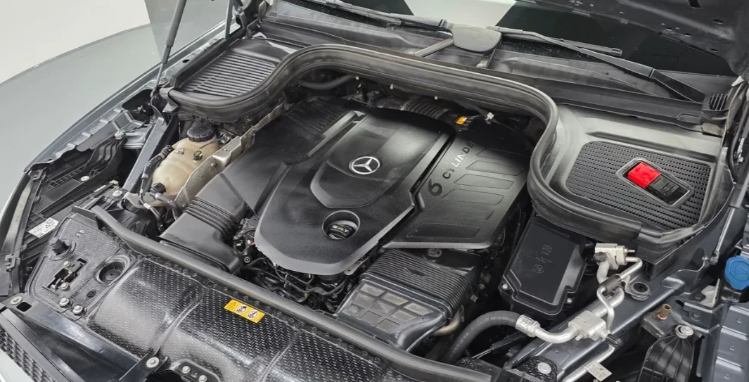 Mercedes-Benz GLE 400 * АВТО КРЕДИТ* ЦЕНА ДО БГ * СЕРВИЗНА ИСТОРИЯ * , снимка 14 - Автомобили и джипове - 55486433