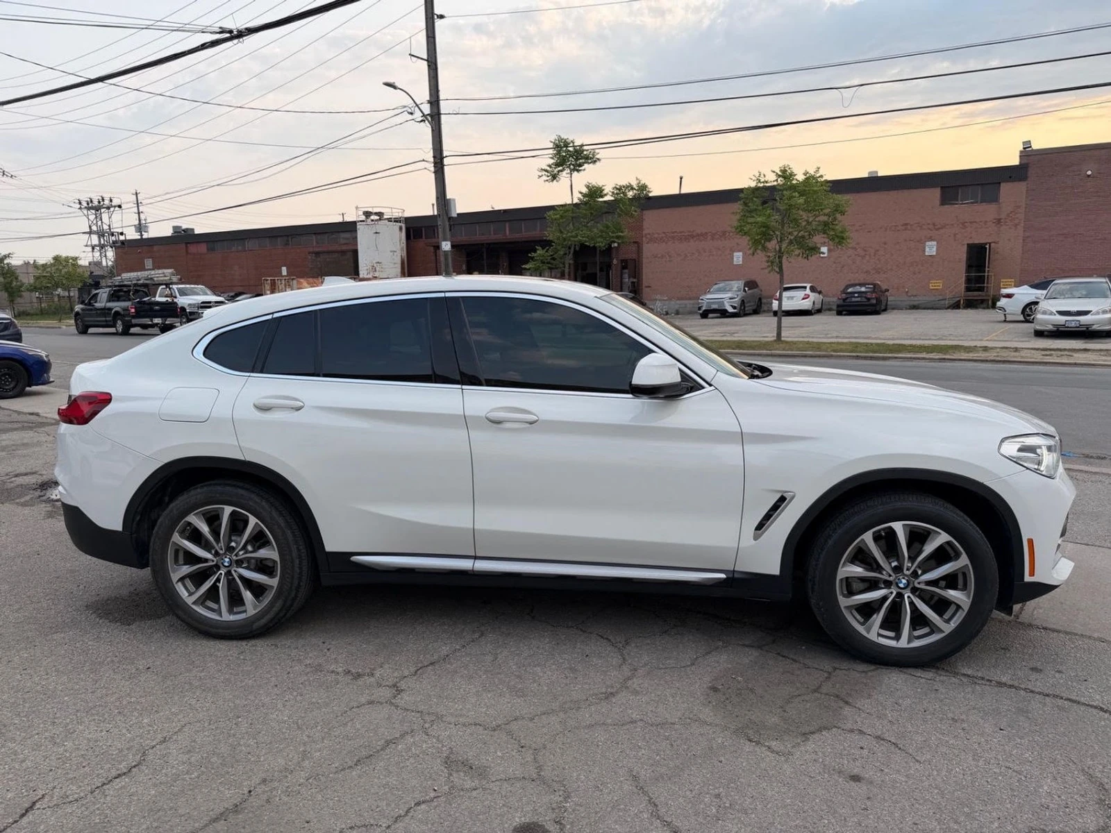 BMW X4 30i * HUD * АвтоКредит * (ЦЕНА ДО БГ), снимка 5 - Автомобили и джипове - 55495289