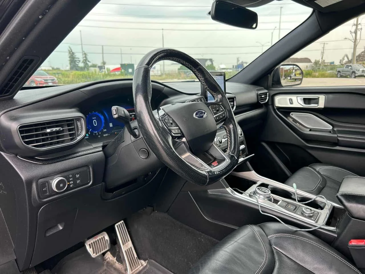 Ford Explorer * ST * CARFAX * ОПЦИЯ ЗА ФИНАНСИРАНЕ , снимка 5 - Автомобили и джипове - 55623910