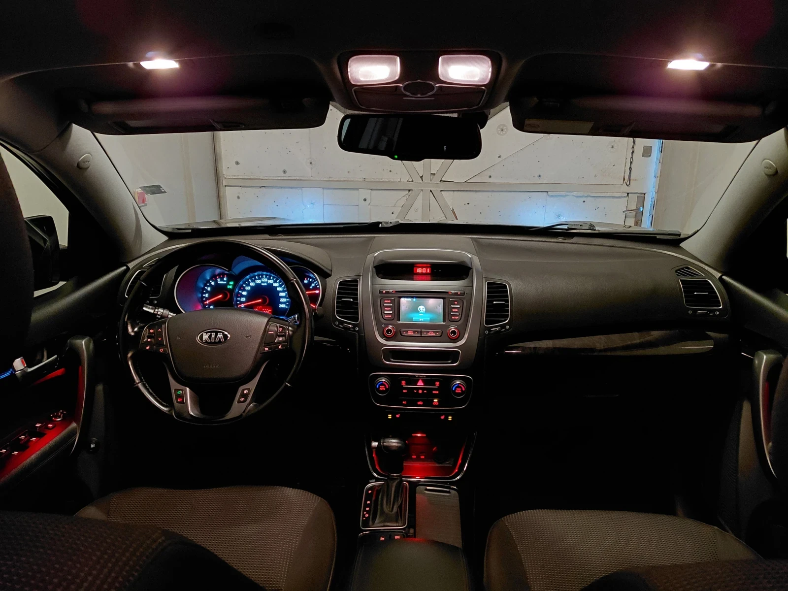 Kia Sorento 2.2 D FACELIFT, снимка 13 - Автомобили и джипове - 55791495