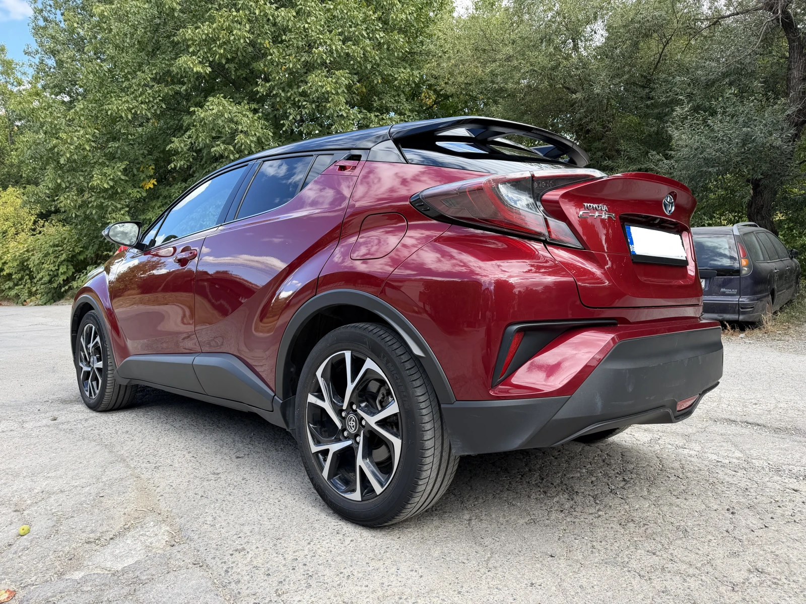 Toyota C-HR 1.8 Hybrid, снимка 3 - Автомобили и джипове - 56182587