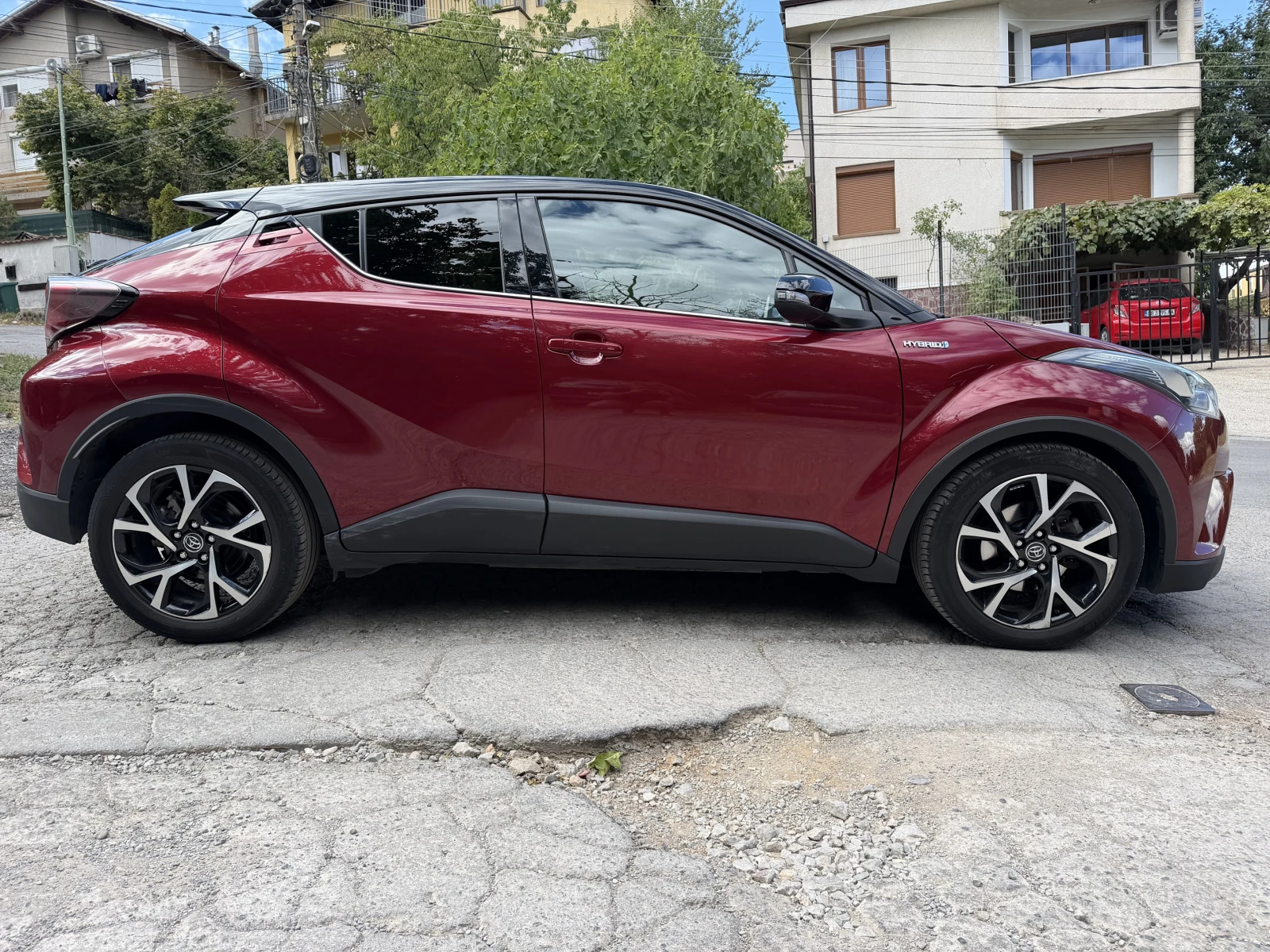 Toyota C-HR 1.8 Hybrid, снимка 5 - Автомобили и джипове - 56182587