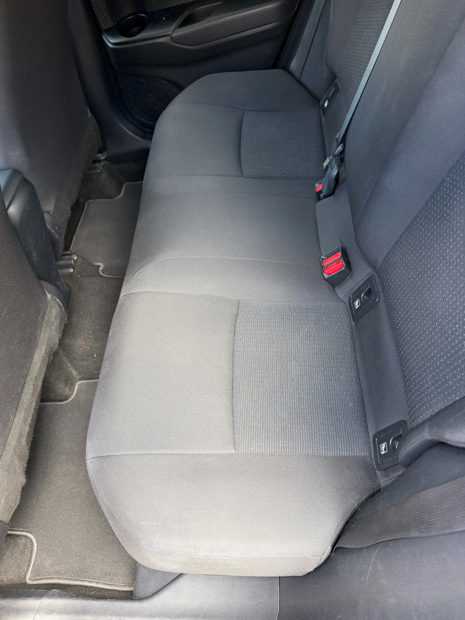 Toyota C-HR 1.8 Hybrid, снимка 11 - Автомобили и джипове - 56182587