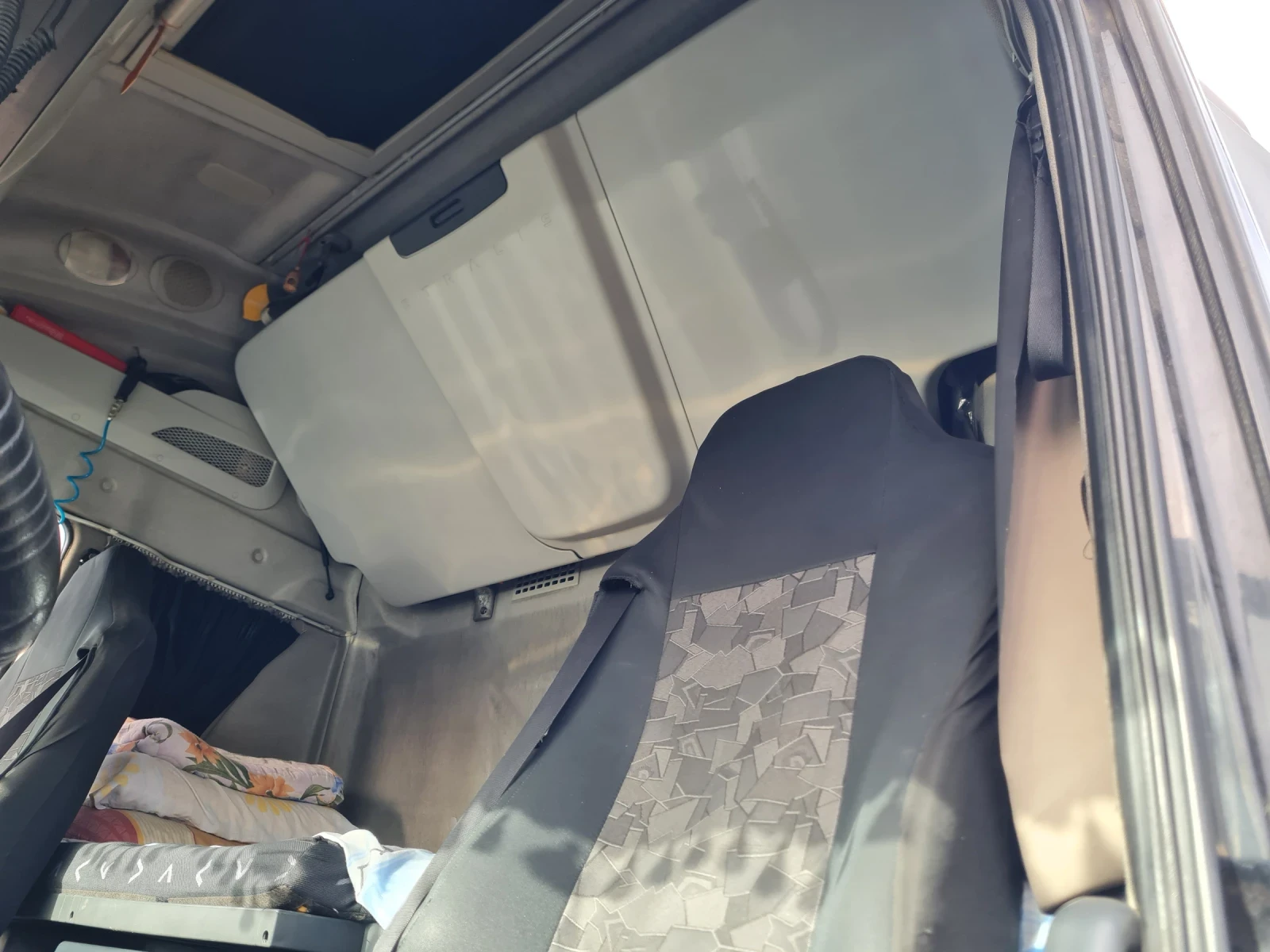 Iveco Stralis, снимка 10 - Камиони - 54248252