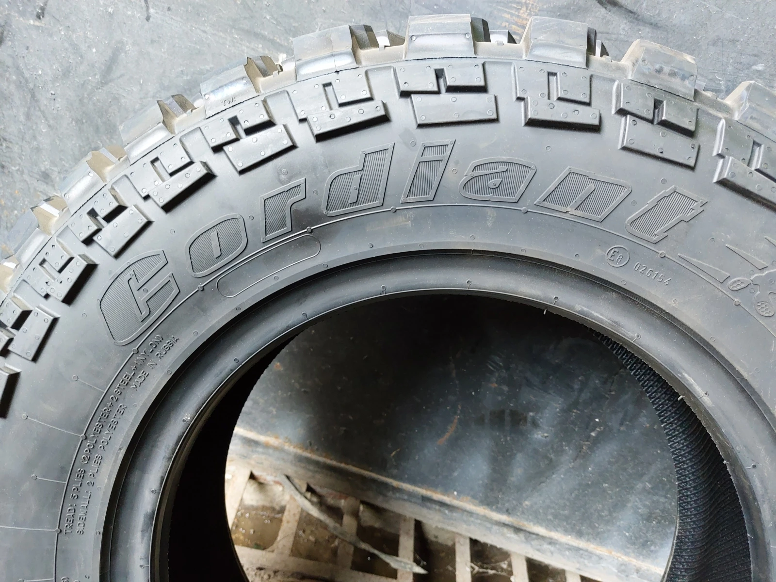 ���� 215/75R15 | Mobile.bg � ����������� 4