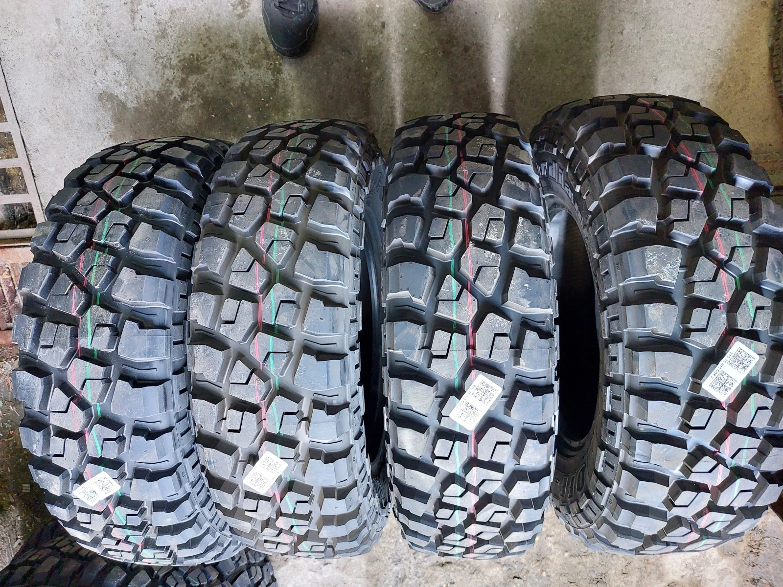 ���� 215/75R15 | Mobile.bg � ����������� 1