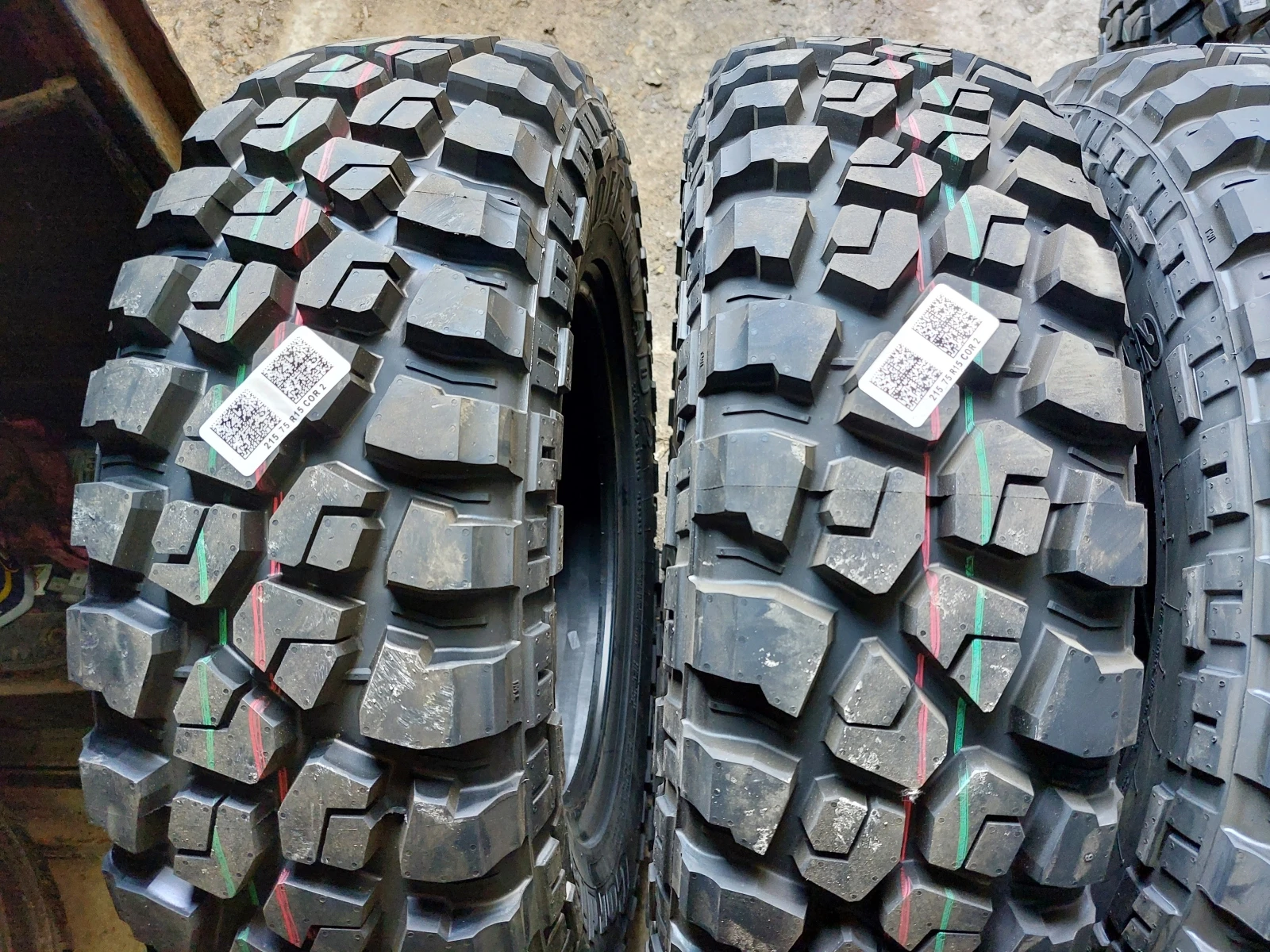 ���� 215/75R15 | Mobile.bg � ����������� 2