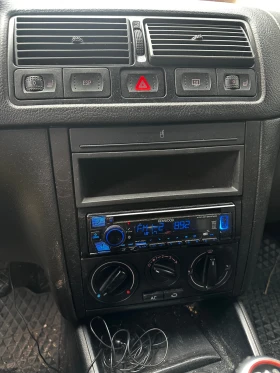 VW Golf 1.9TDI 4X4 - 3900 лв. / 1994.04 € - 10849448 6