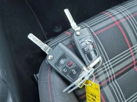 VW Golf GTI  5 DOOR DSG * CARFAX * ПОДГРЕВИ - 14500 € / 28359.53 лв. - 70268464 12