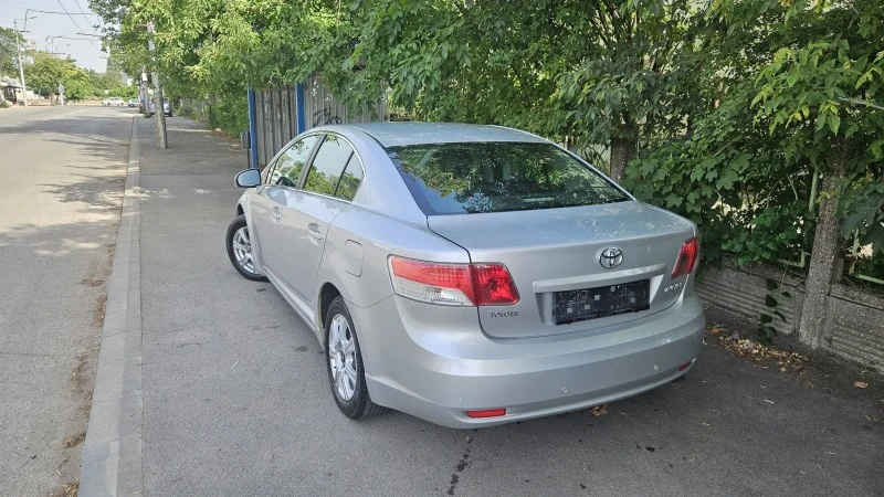 Toyota Avensis 2.0d4d.126кс.luksor.klimatron. чисто нови летни гу, снимка 7 - Автомобили и джипове - 46296958