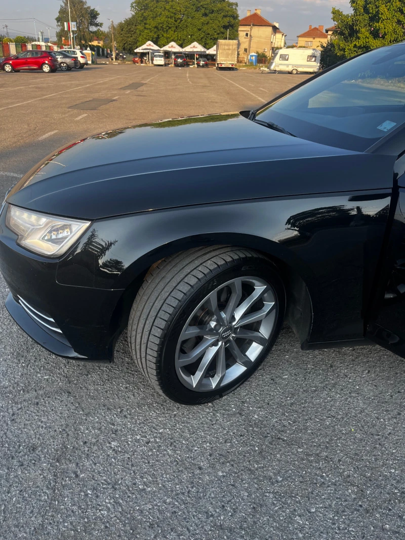 Audi A4 2.0TDI, снимка 13 - Автомобили и джипове - 46613714