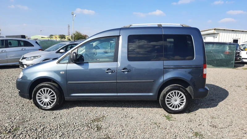 VW Caddy 1.9TDI * LIFE * 2010г., снимка 6 - Автомобили и джипове - 47909536