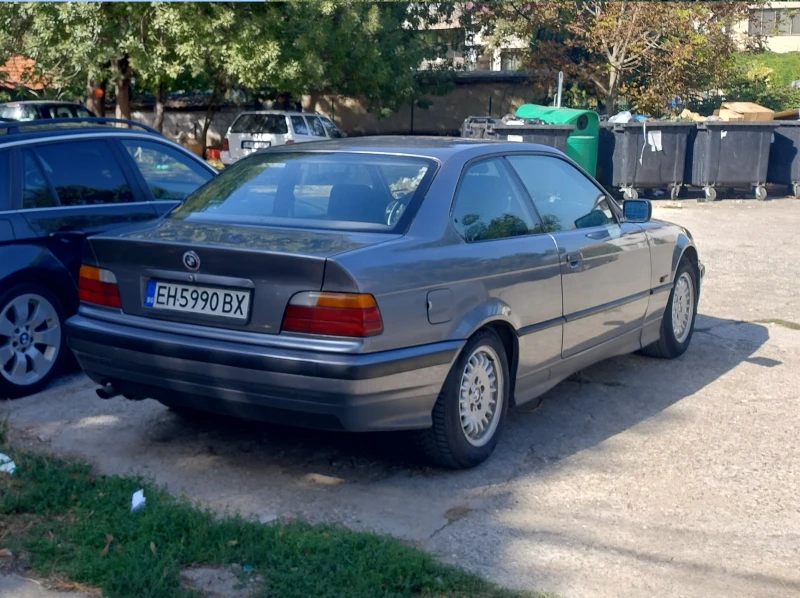 BMW 320 i, снимка 8 - Автомобили и джипове - 49169449