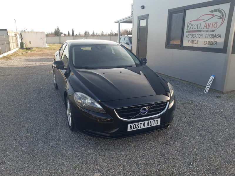 Volvo V40 КАТО НОВ, снимка 1 - Автомобили и джипове - 49496224