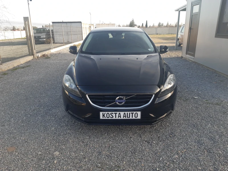 Volvo V40 КАТО НОВ, снимка 10 - Автомобили и джипове - 49496224