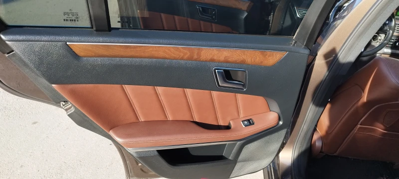 Mercedes-Benz E 350, снимка 16 - Автомобили и джипове - 52878119