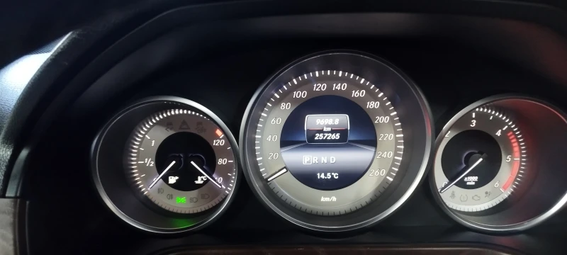 Mercedes-Benz E 350, снимка 12 - Автомобили и джипове - 52878119