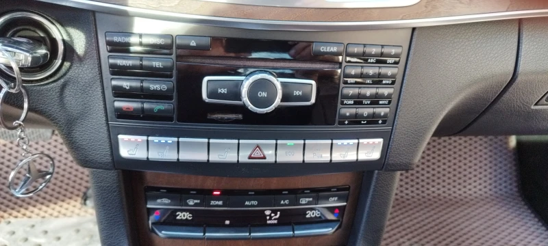 Mercedes-Benz E 350, снимка 11 - Автомобили и джипове - 52878119
