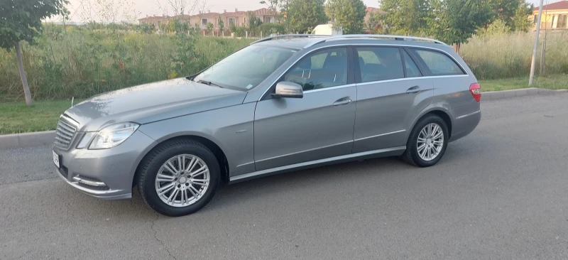 Mercedes-Benz E 250, снимка 3 - Автомобили и джипове - 52668047
