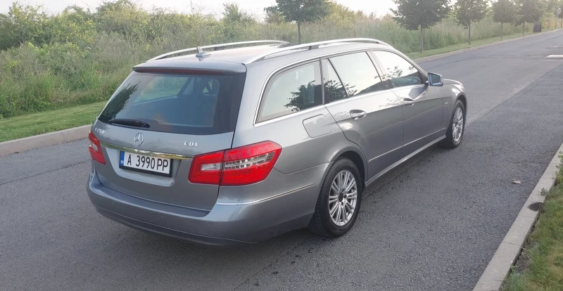 Mercedes-Benz E 250, снимка 7 - Автомобили и джипове - 52668047