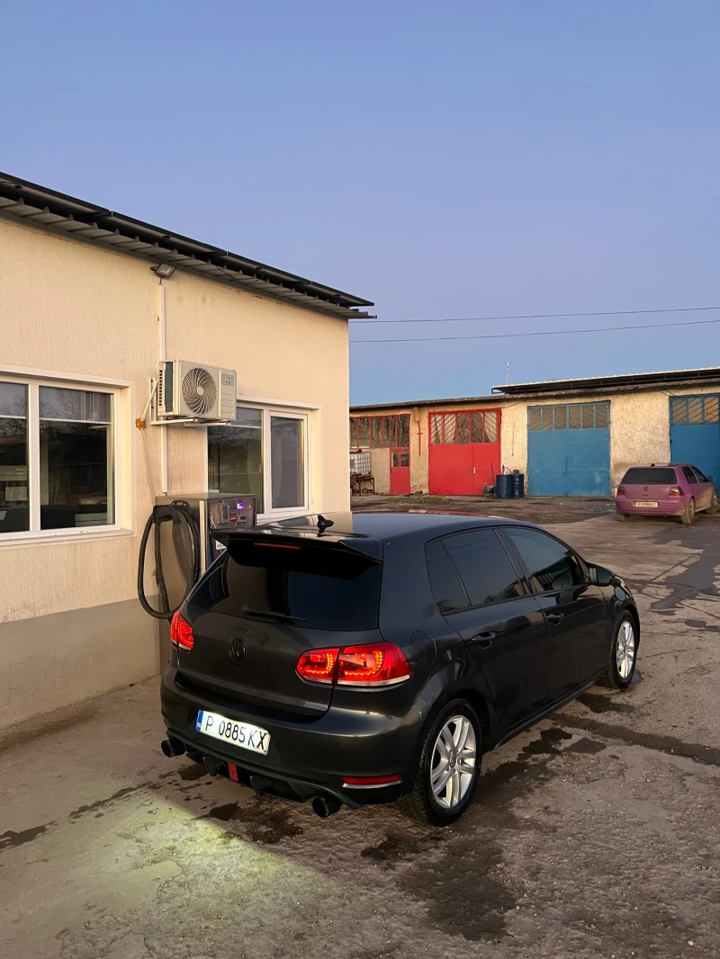 VW Golf, снимка 5 - Автомобили и джипове - 52929539