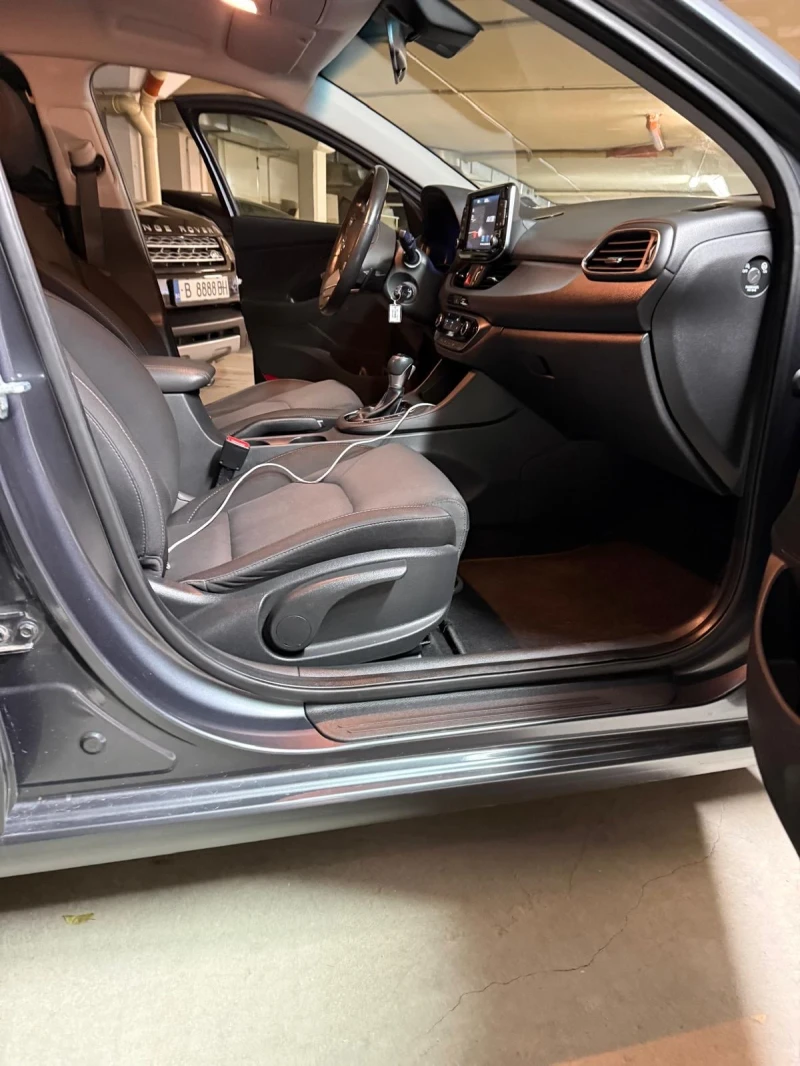 Hyundai I30, снимка 12 - Автомобили и джипове - 53061964