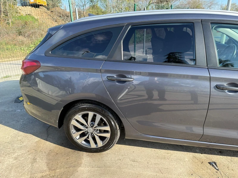 Hyundai I30, снимка 8 - Автомобили и джипове - 53061964