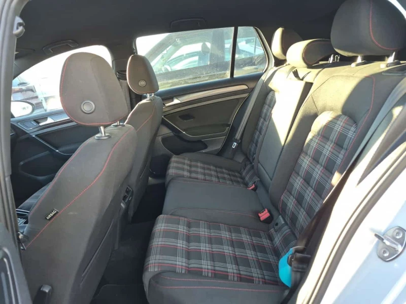VW Golf GTI  5 DOOR DSG * CARFAX * ПОДГРЕВИ, снимка 11 - Автомобили и джипове - 53528723