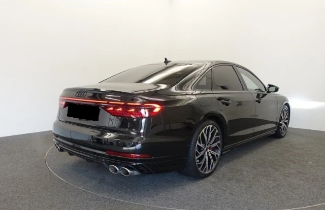 Audi S8 4.0TFSI/CARBON/BLACK OPTIC/PANO/HEAD UP/MATRIX/360 - изображение 6