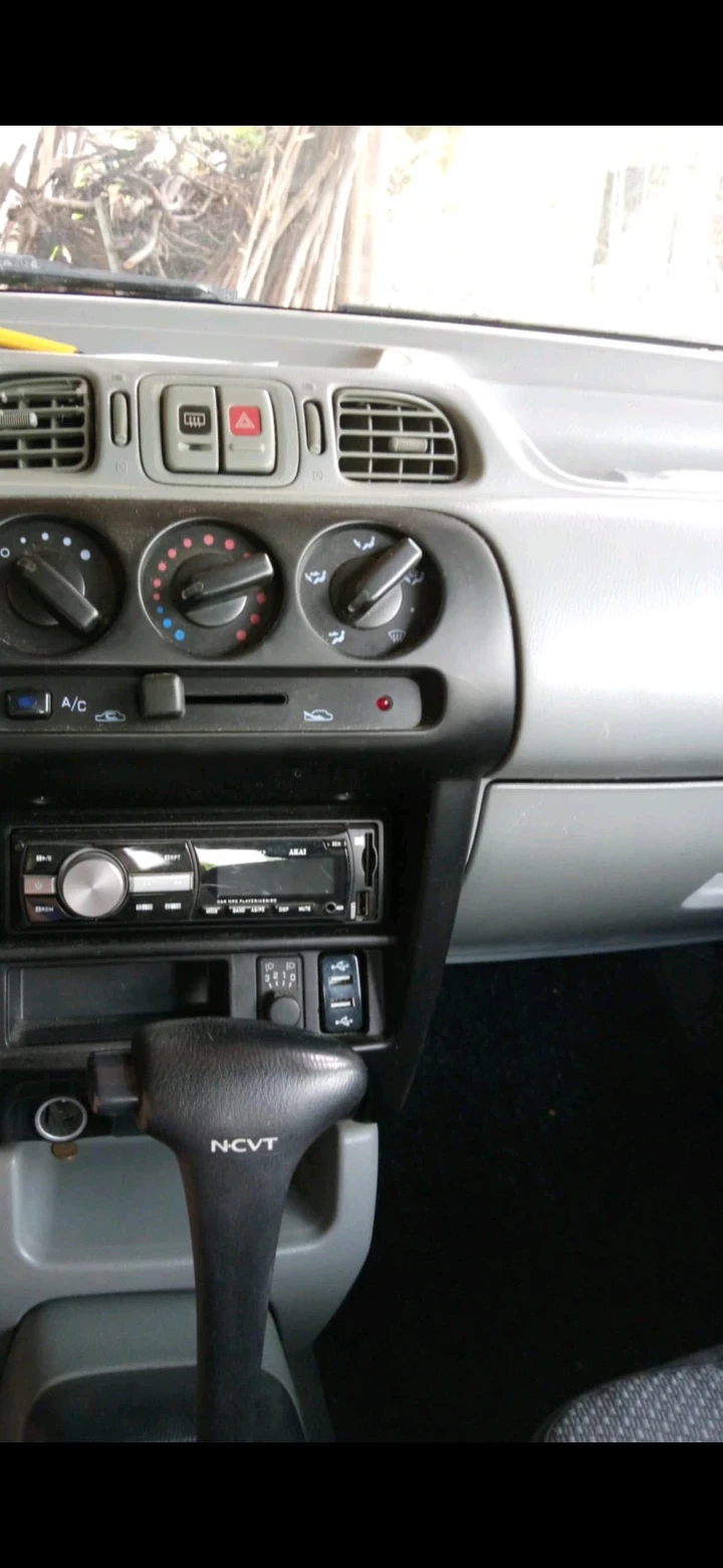 Nissan Micra  - изображение 4