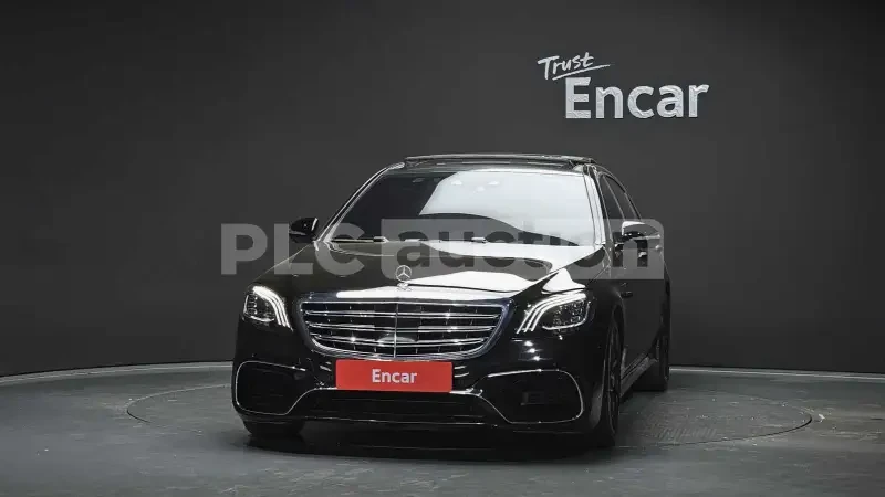Mercedes-Benz S 63 AMG Масажни седалки* 360-градусова камера, снимка 3 - Автомобили и джипове - 54077126