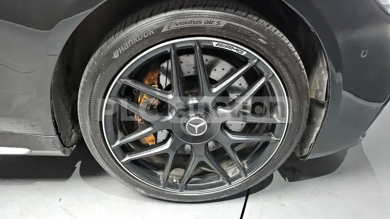 Mercedes-Benz S 63 AMG Масажни седалки* 360-градусова камера, снимка 5 - Автомобили и джипове - 54077126