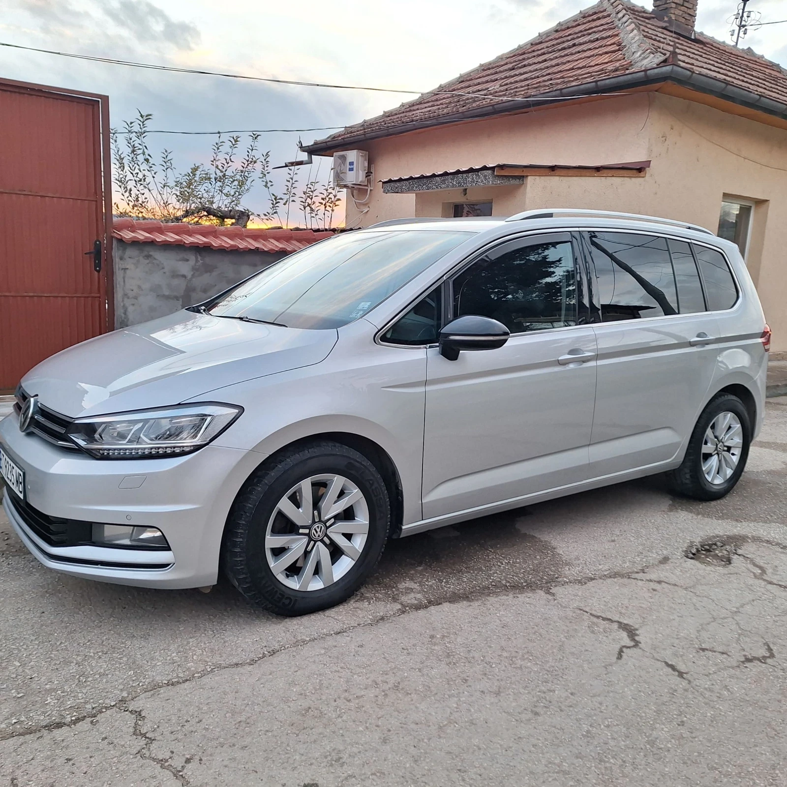 VW Touran, снимка 1