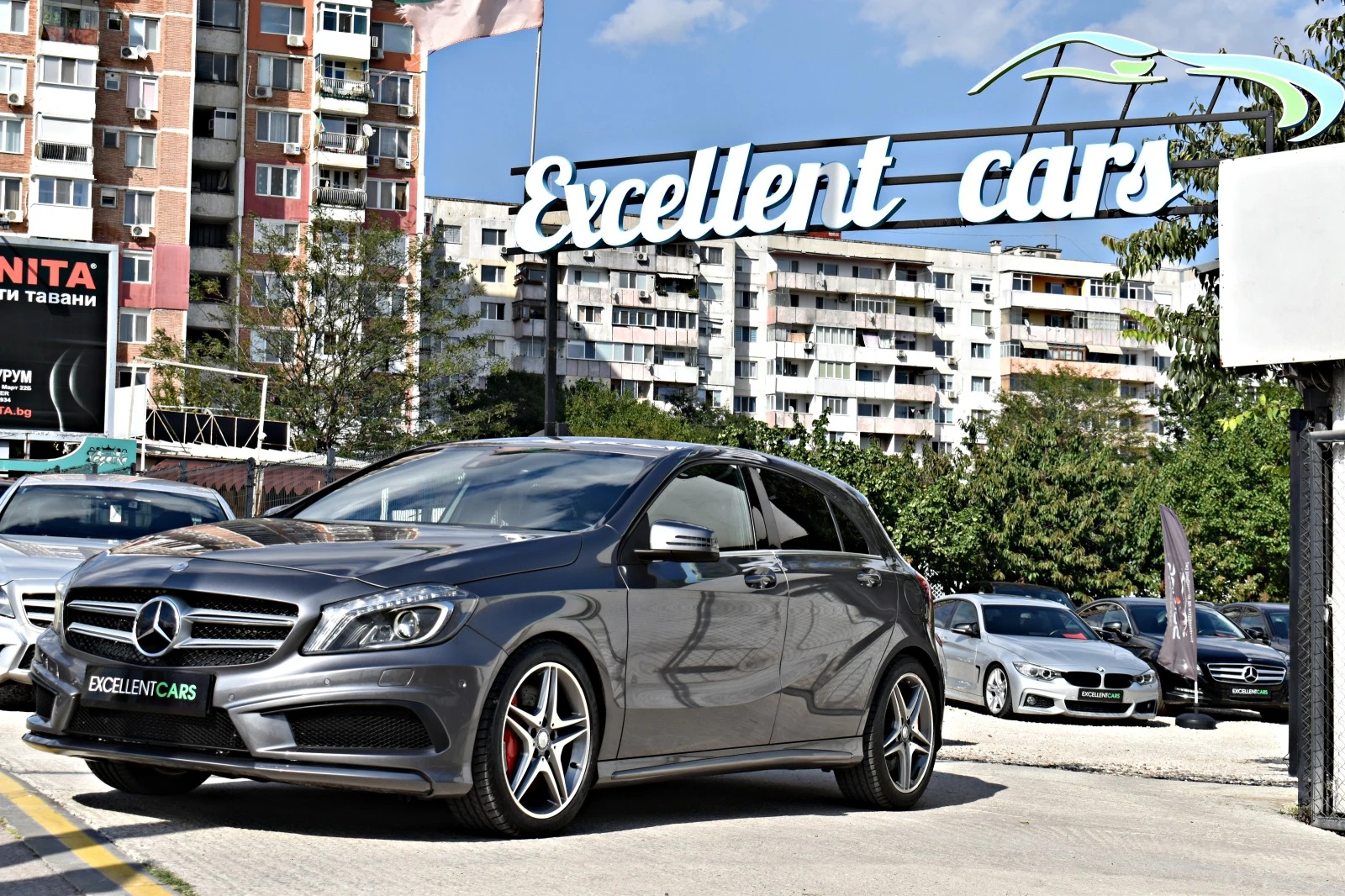 Mercedes-Benz A45 AMG F1-EDITION - [1] 