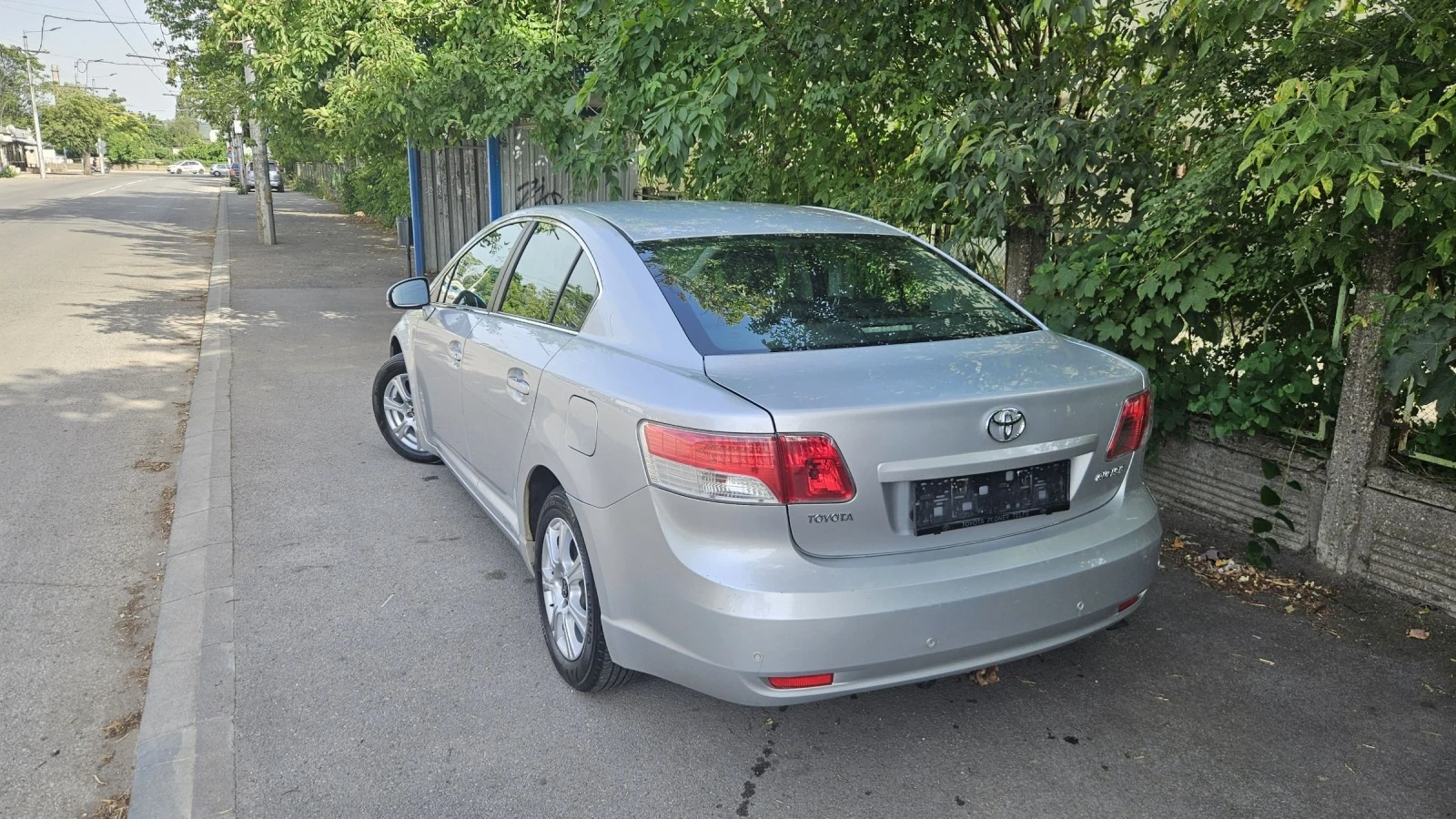 Toyota Avensis 2.0d4d.126кс.luksor.klimatron. чисто нови летни гу - изображение 7