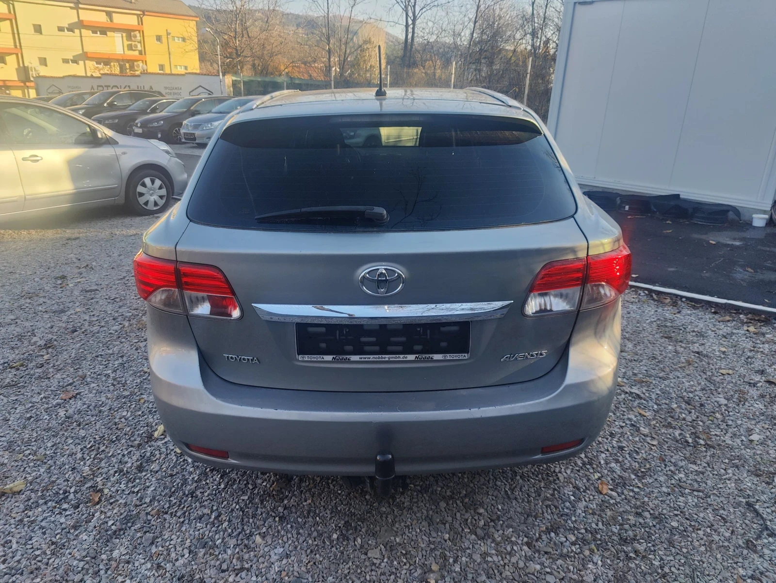 Toyota Avensis Avensis 1.8I 95000km - изображение 4