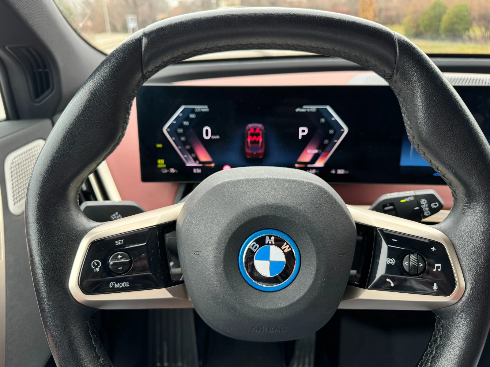 BMW iX xDrive 50 ACC/HuD/Sky/B&W - изображение 10