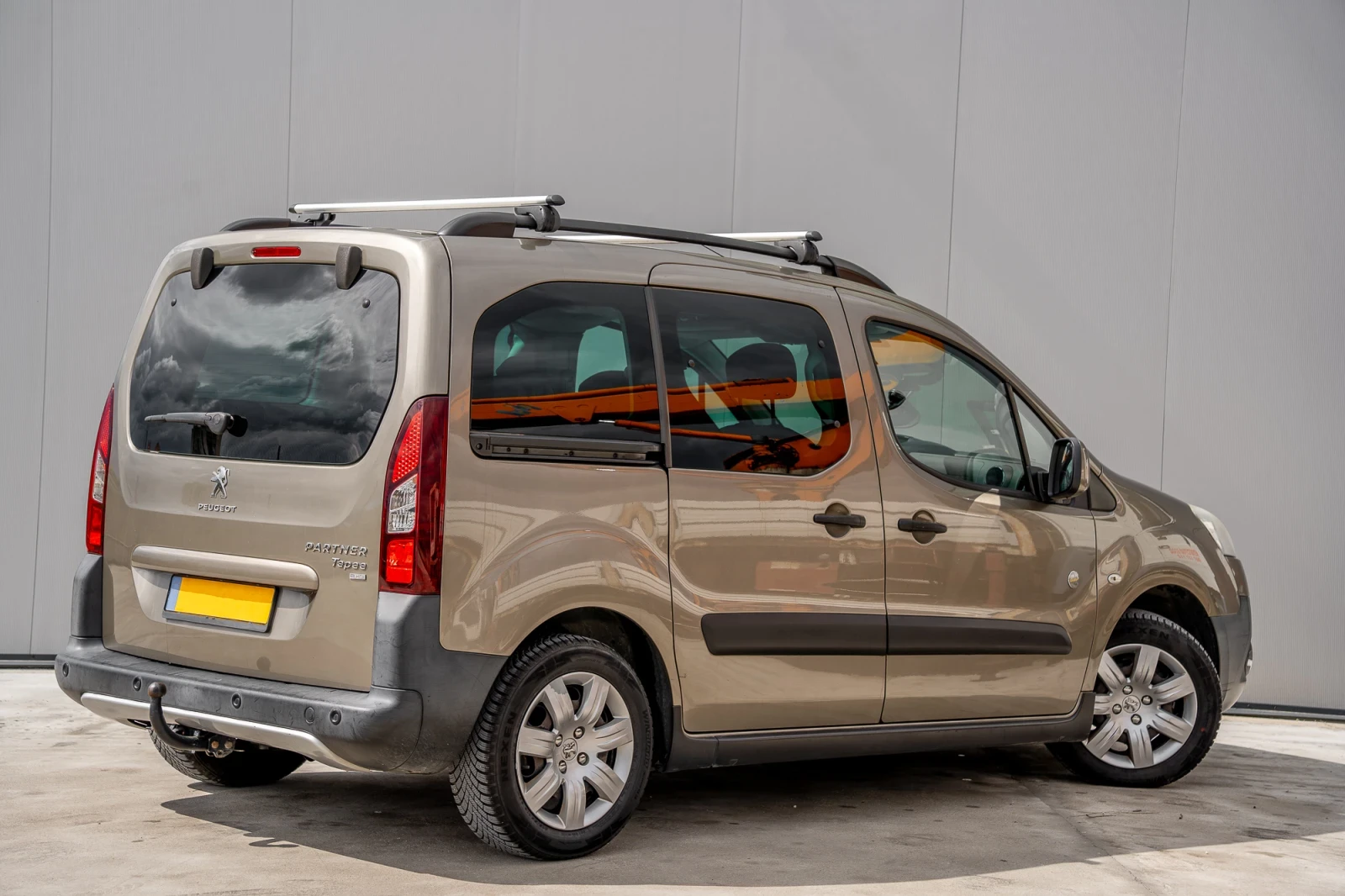 Peugeot Partner TEPEE// ДИЗЕЛ// НОВИ ГУМИ// ХОЛАНДИЯ - изображение 8