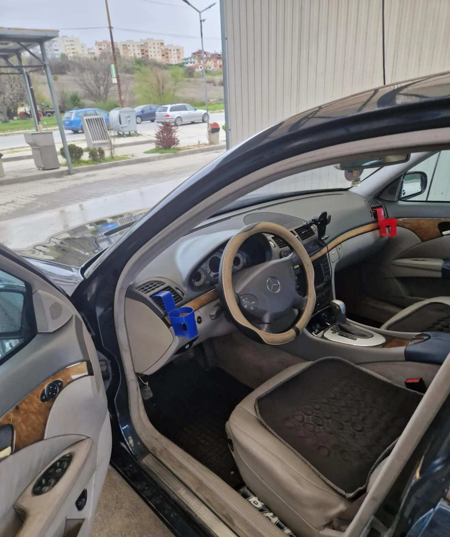 Mercedes-Benz E 270  - изображение 4